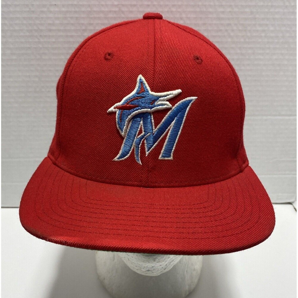 Miami Marlins The Classics Snapback Hat Red Cap Yupoong Baseball Sports